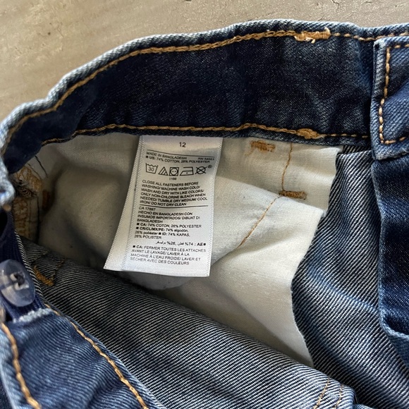 Denim Cuff Shorts - Picture 3 of 5